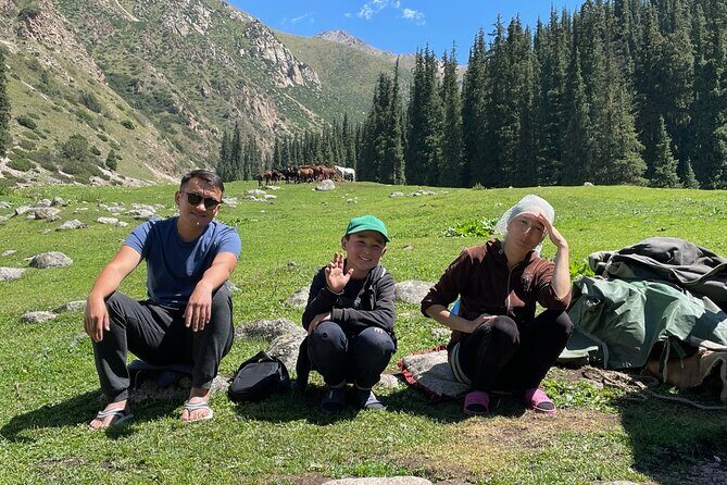 3 Day Highlights:Yurt Camp, Eagle Show and Lake,all year around - Discovering Kyrgyzstan with a Well-Rounded Itinerary