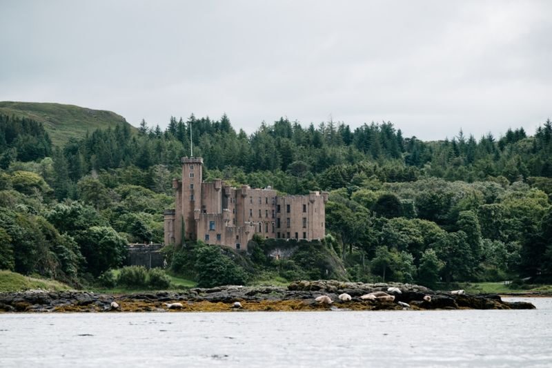 3-Day Isle of Skye & the Highlands Tour from Edinburgh - Leaving Edinburgh for the Highland roads