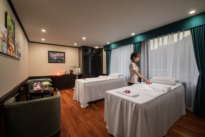 3-Day Luxury Halong Bay With Aspira Cruise: Kayaking, Meals, Cave - Exploring Halong Bays Stunning Caves