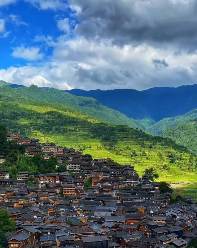 3-day luxury tour of Guizhou (Huangguoshu Waterfall + Xiaoqikong in Libo + Xijiang Qianhu Miao Village) - Who should book this Guizhou circuit?
