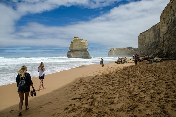3-Day Melbourne to Adelaide Small-Group Tour via Great Ocean Road Grampians - Moderate Level of Fitness Required