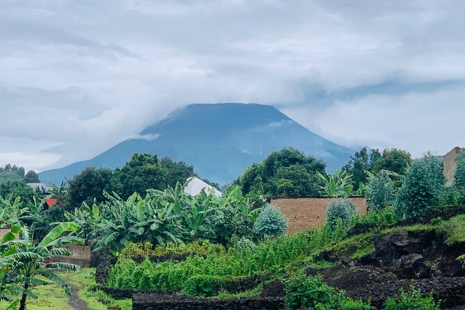 3-Day Private Experience in 5 Volcanoes Chain With Trekking - Meal and Accommodation Details