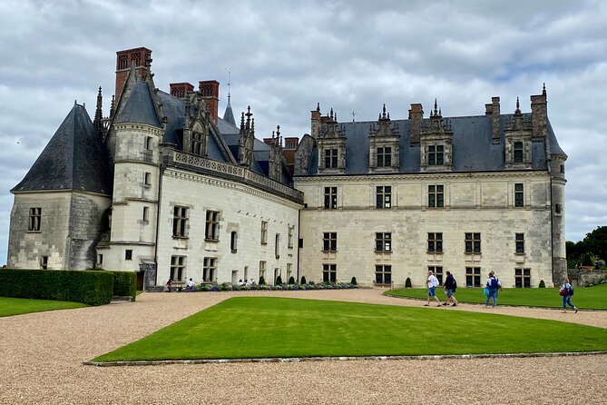 3-Day Private Loire Castles Trip With 2 Wine Tastings From Paris - Booking and Pricing Information