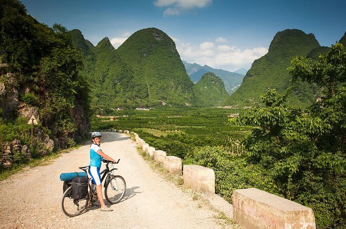 3-Day Self-guided Yangshuo Weekend Tour By Bullet Train from Hong Kong - What’s Included and What’s Not?