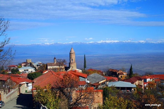 3-Day Sightseeing Tour by Visit-Geo - Visiting Landmarks