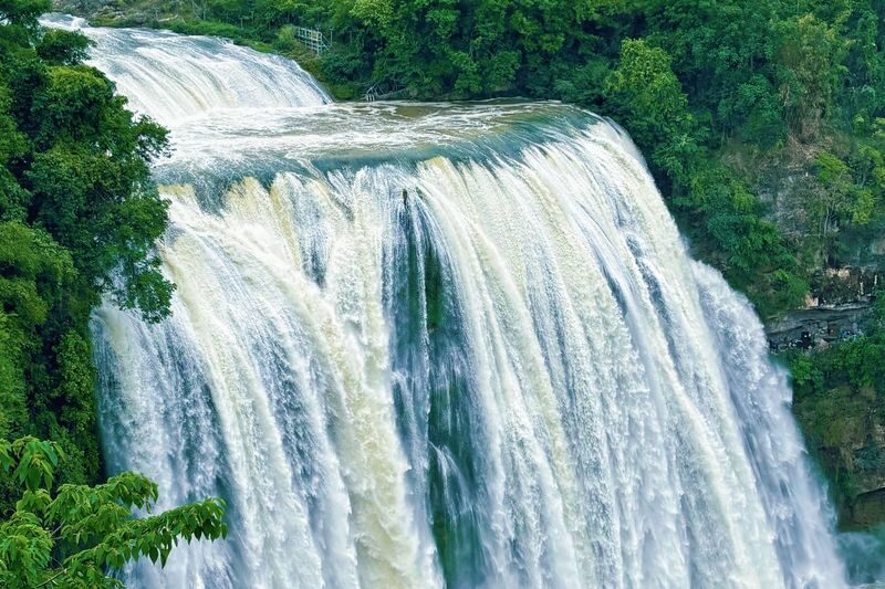 3-Day Tour of Huangguoshu Waterfall, Libo Xiaoqikong, and Xijiang Qianhu Miao Village in Guizhou (Miao Long Table Feast) - Who should book this three-day loop?