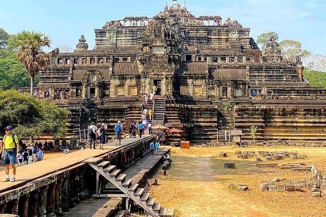 3-Day Tour (The Historical of Khmer Empire) - Day 1: Exploring the Angkor Complex