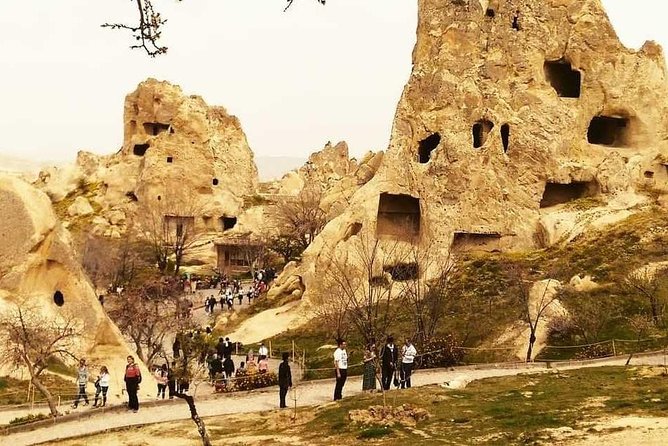 3-Day Tour to Cappadocia and Ephesus From Istanbul With Return Flights - Tour Specifics and Accessibility