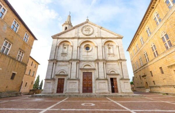 3-Day Tuscan Tour Between Florence, Chianti, and Val DORCIA - Accommodation and Customization Options