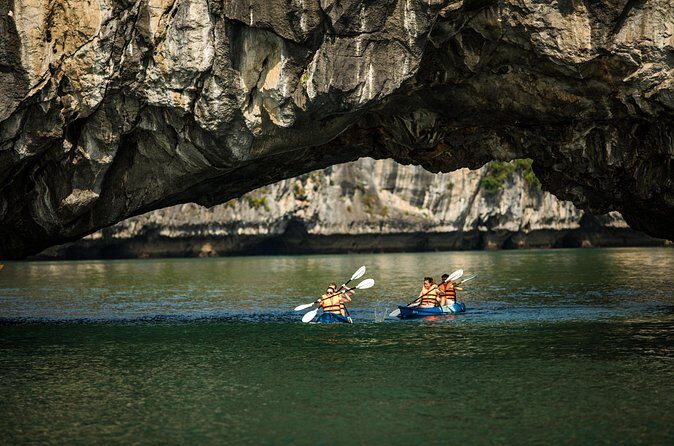 3 Days 2 Nights Luxury Halong Bay Cruise Tour from Hanoi - Who Will Love This Experience?