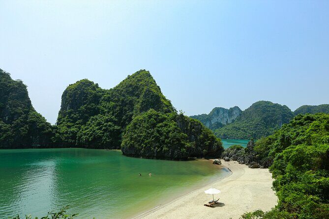 3 Days 2 Nights Luxury Halong Bay Cruise Tour from Hanoi - Who should consider this tour?