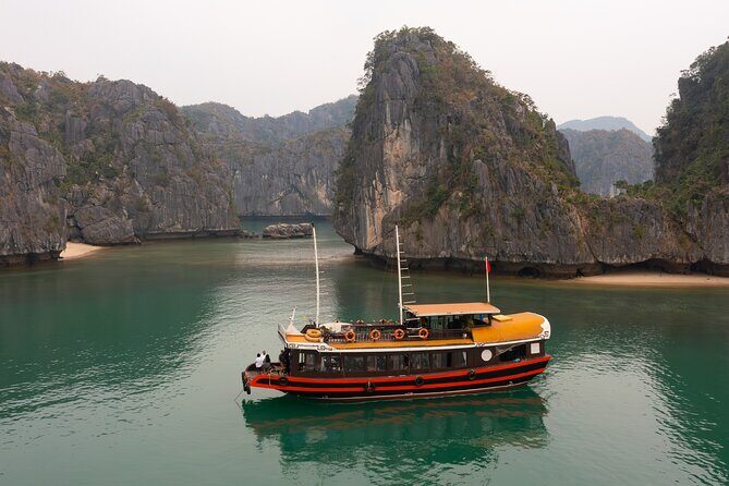 3 Days 2 Nights Ninh Binh Lan Ha bay Ha Long bay Adventure - Who Would Love This Tour?