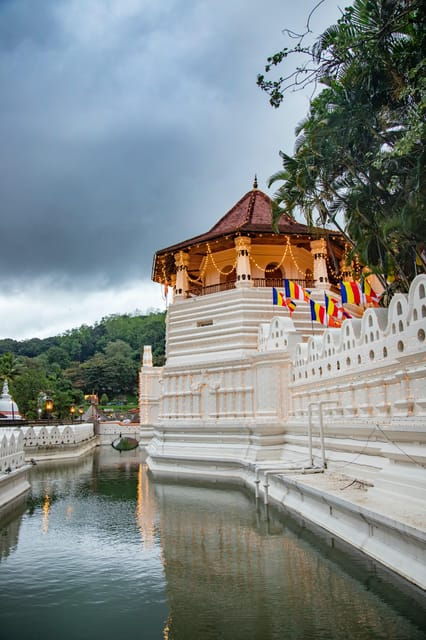 3 Days All Inclusive Kandy Nuwara-Eliya Tour From Colombo - Good To Know
