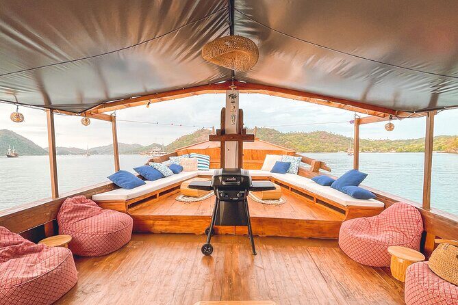 3 Days Deluxe Boat Private Cabin Sailing Trip in Komodo Island - Frequently Asked Questions