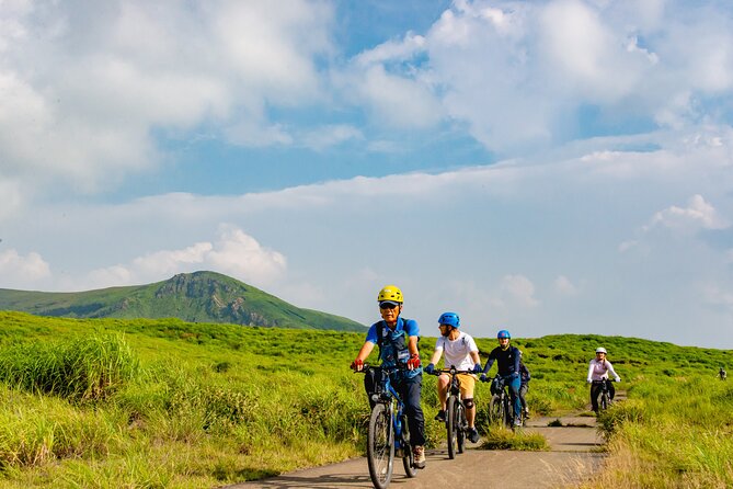 3-Days Experience to Feel the Nature of Aso - Day 1: E-Mtb Ride and Aso Nakadake Crater