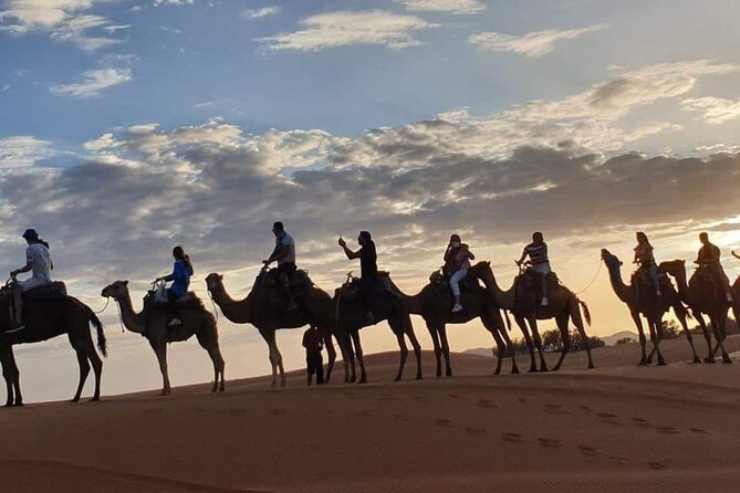 3 Days Group Budget Desert Tour With Luxury Camp - Itinerary Overview