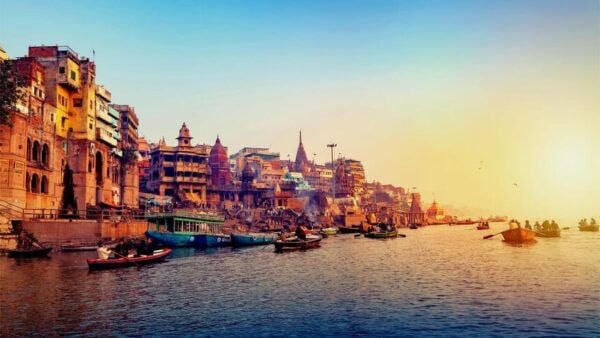 3 Days In Varanasi With Accommodation - Break Down