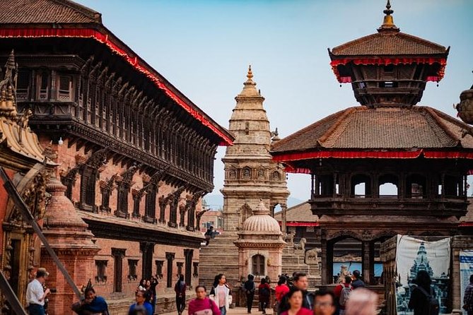 3 Days Kathmandu Valley Heritage Sites KORA Tour - Day 2: Discovering Swayambhunath and Kathmandu Durbar Square