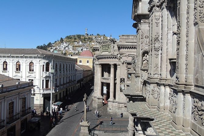 3-Days Layover Stay in Quito - Transportation and Accommodation