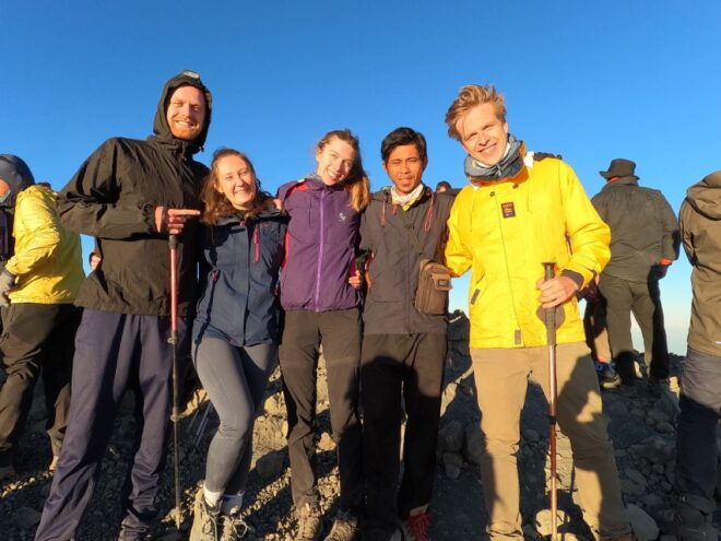 3 Days or 2 Days Trekking to Summit on Group - Scenic Wonders and Biodiversity