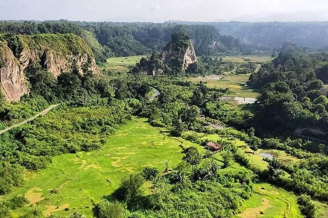 3 Days Private Padang Tour: Minangkabau Cultural Center, Village & City Tour - Reviews and Rating