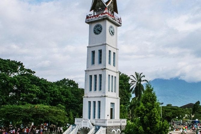 3 Days Private Padang Tour: Minangkabau Cultural Center, Village & City Tour - Booking and Cancellation Policy