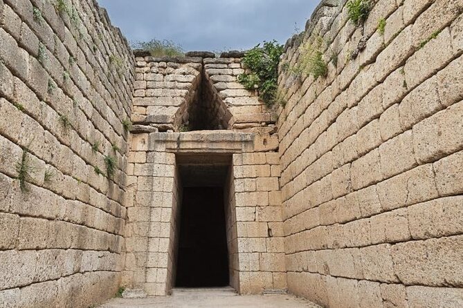 3 Days Spanish Guided Tour in Epidaurus, Mycenae, Olympia, Delphi - Itinerary