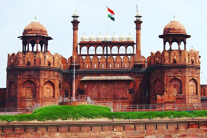 3-Days Spiritual Tour of Varanasi-Ganges Including Train Tickets - FAQs