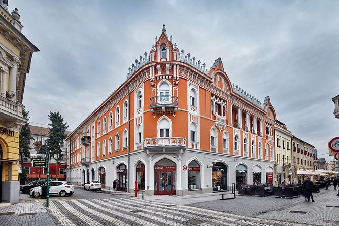 3-Hour Cultural Walking Tour of Oradea - Tour Highlights