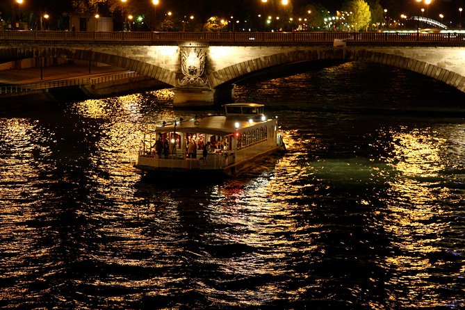 3-Hour Dinner Cruise on Seine River and Saint-Martin Canal - Glittering Skyline of Paris