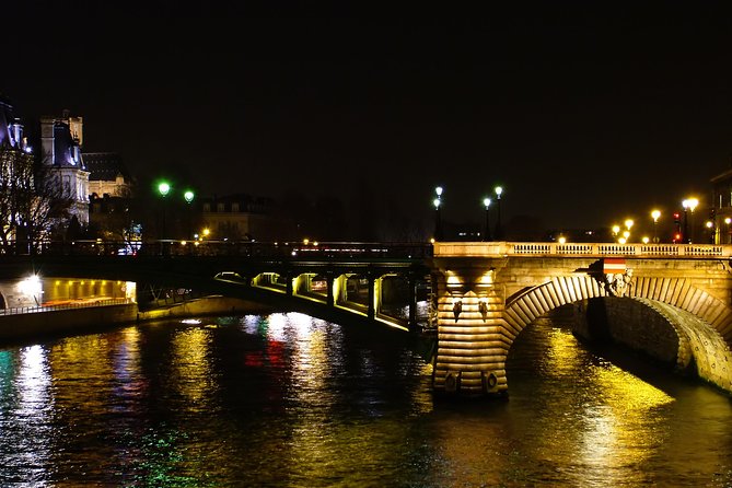 3-Hour Dinner Cruise on Seine River and Saint-Martin Canal - Iconic Paris Landmarks Along the Way