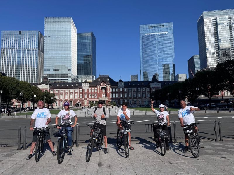 3-Hour E-Bike Experience in Central Tokyo: Palace & Hidden Gems - Hibiya Park and Tokyo Station