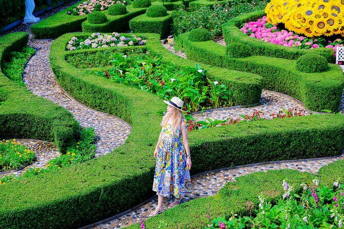 3 Hour Golden Bridge Photoshoot in Ba Na Hills - What’s Included and What’s Not?