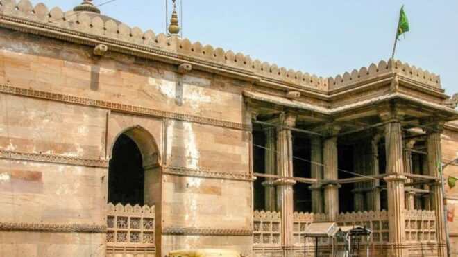 3 Hour Heritage Walk in the Walled City of Ahmedabad - Experience Description
