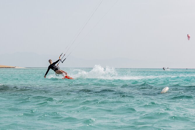 3-Hour Kitesurfing for Beginners With Transfer in Hurghada - Location and Transportation Details