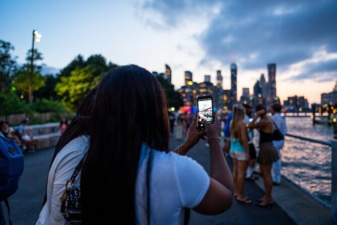 3 Hour Luxury Bus Tour of NYC Night Highlights - Price and Value