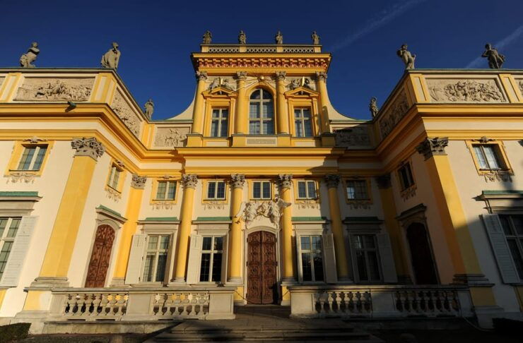 3-hour: Palace of King Jan Sobieski in Wilanow/inc. Pick-up/ - Key Points