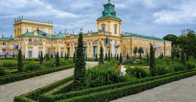 3-hour: Palace of King Jan Sobieski in Wilanow/inc. Pick-up/ - Getting to Wilanow Palace