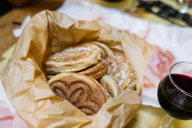 3 Hour Private Bologna Gastronomic Tour With Local Guide - Meeting and Pickup Details