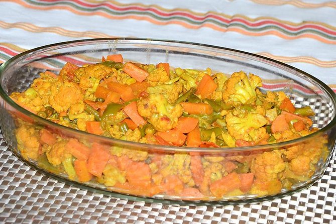 3-hour Private Cooking Lesson and Meal in a Local Agra Home - Meeting and Pickup