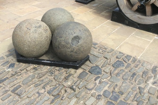 3-Hour Private Edinburgh Castle Tour - Common Questions