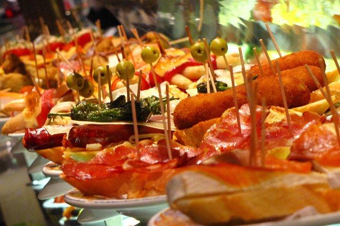 3 Hour Private Guided Tapas Walking Tour in Seville - Meeting and Pickup Information