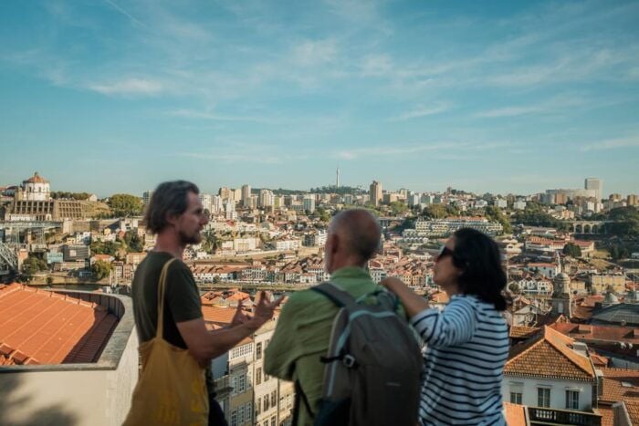 3-hour private guided walking tour of the BEST of Porto - FAQ