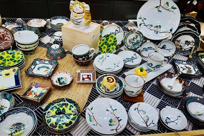 3-Hour Private Shopping & Bargaining Tour at a World Trade Hub - An In-Depth Look at the 3-Hour Shopping and Bargaining Experience