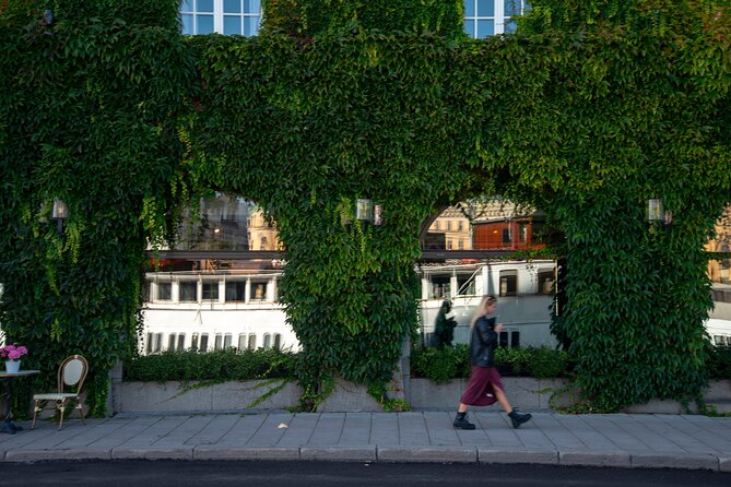 3-Hour Private Stockholm Photography Tour of Famous Landmarks - Tour Duration and Timing