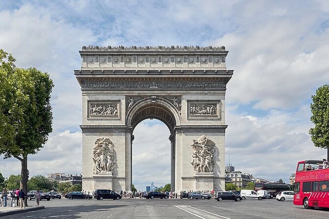 3-Hour Private Tour of Paris - Tour Highlights
