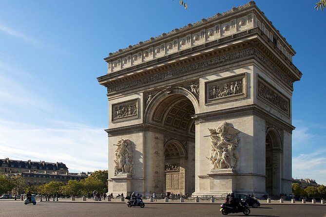 3-Hour Private Tour of Paris - The Sum Up