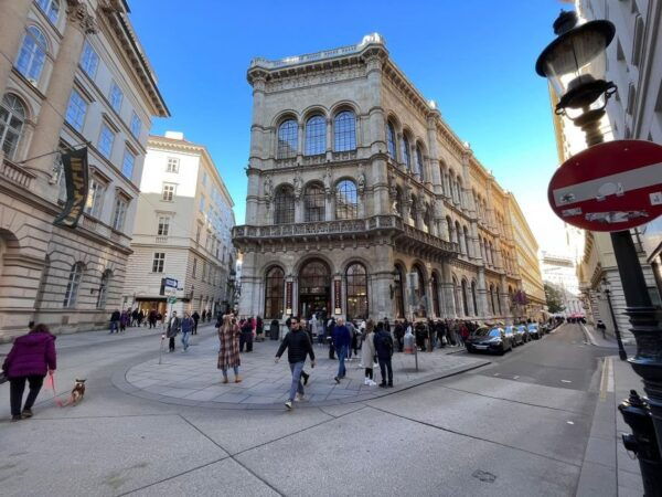 3 Hour Private Walking Tour - Vienna - Directions