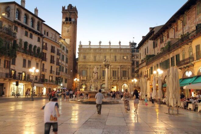 3 Hour Shared Walking and Aperitivo Tour of Verona - The Sum Up