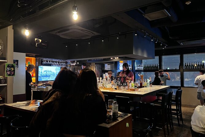 3-Hour Shibuya Local Bar and Izakaya Crawl Tour - Expert Local Guide